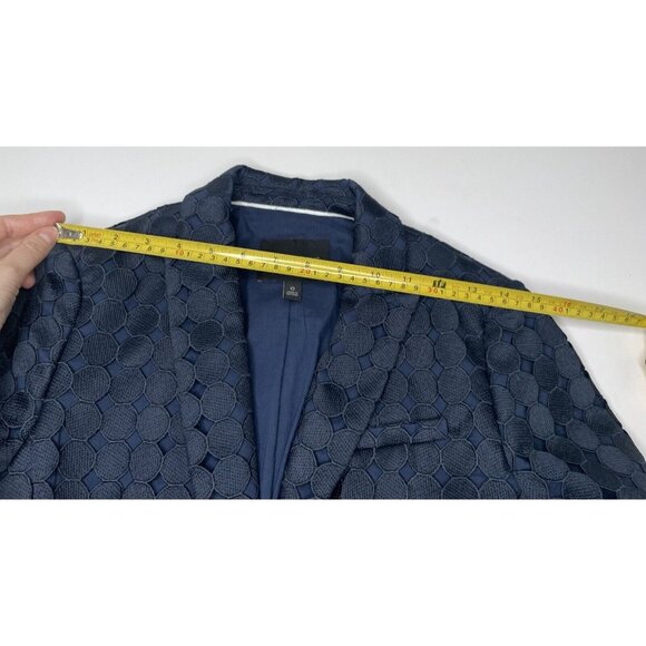 Banana Republic Classic Fit Eyelet Dot Blazer in Navy 0 XS - Picture 10 of 10